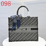 偽物ディオールバッグ